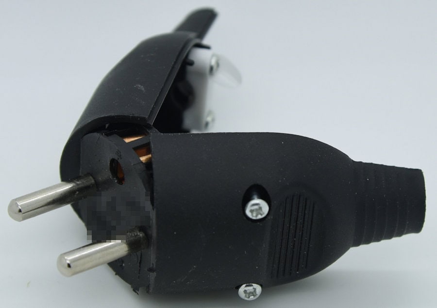 Plastics design tricks collection 35 Electric socket hinge open