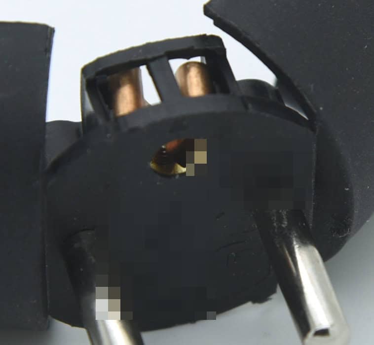 Plastics design tricks collection 34 Electric socket hinge open detail