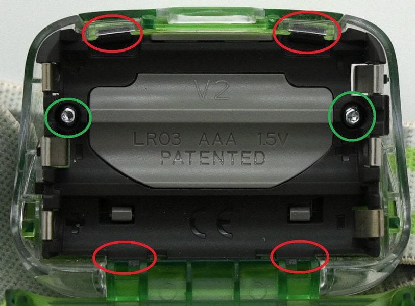 Electronic clipped screwed inside