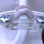 Screw fixed cable holder 2b
