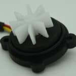 Turbina e magnete nell'alloggiamento