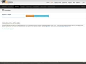 Testeur de liste noire d'emails